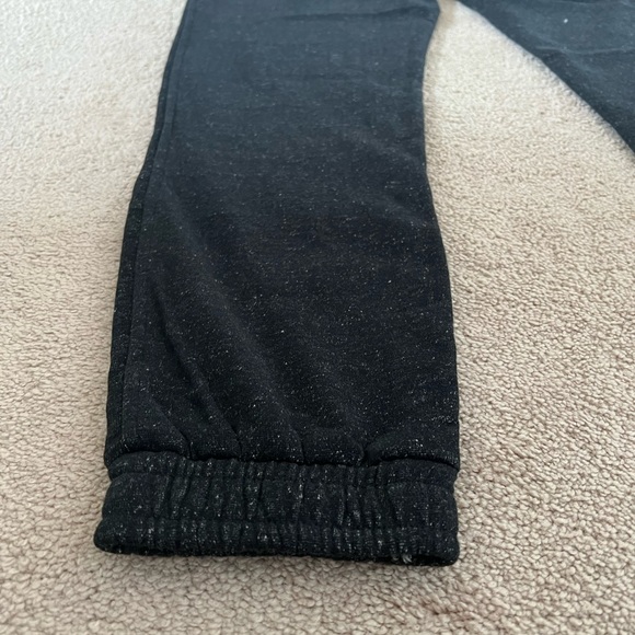 Cotton on Essential Track pant - Picture 5 of 6